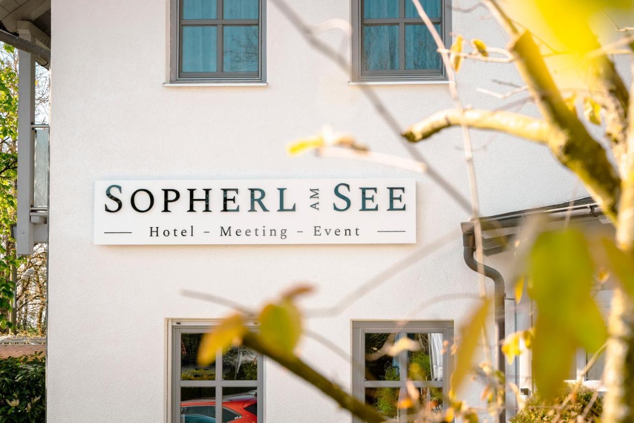 Sopherl Am See - Fruehstueck Auf Der Seeterrasse, Sehr Ruhig Und Wunderschoen Am See, 3 Minuten Nach Oberpfaffenhofen, Viele Radtouren, Restaurants & Cafes In Der Umgebung Wessling Ngoại thất bức ảnh