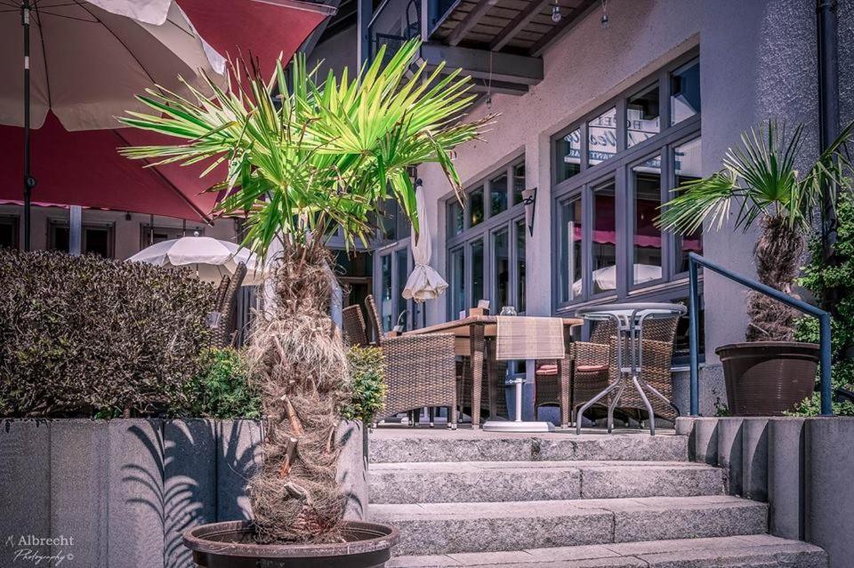 Sopherl Am See - Fruehstueck Auf Der Seeterrasse, Sehr Ruhig Und Wunderschoen Am See, 3 Minuten Nach Oberpfaffenhofen, Viele Radtouren, Restaurants & Cafes In Der Umgebung Wessling Ngoại thất bức ảnh